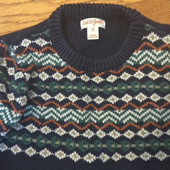 3t sweater - Picture 2 of 2